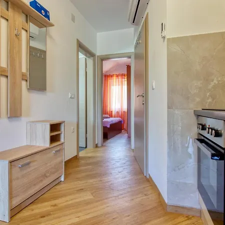 Apartments Fort *